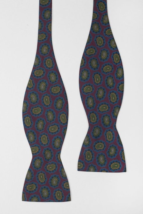 Ancient madder silk paisley Macclesfield bow tie