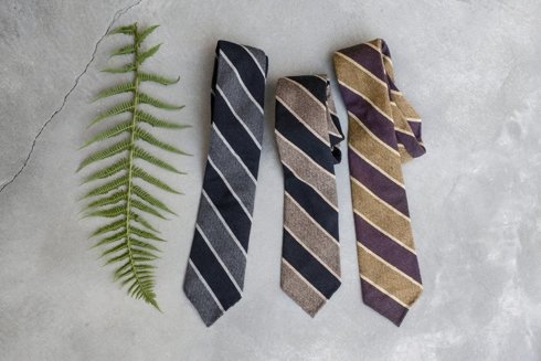 GREY Raw silk tie
