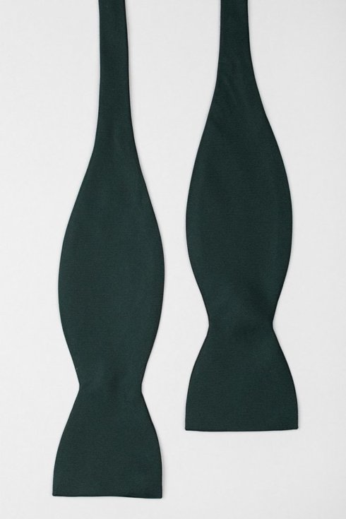 Green Macclesfield silk bow tie