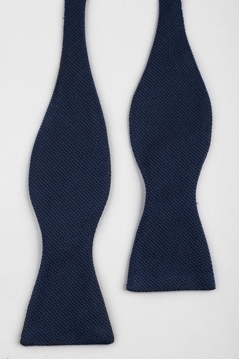 Navy Granadine Bow Tie (Fina)