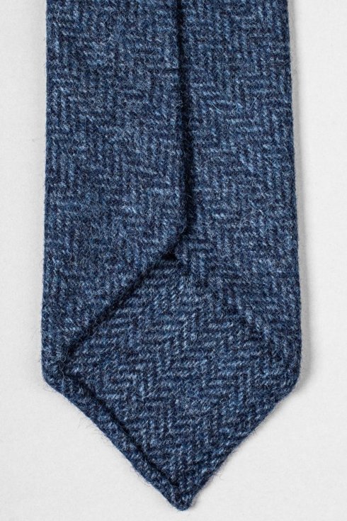 Niebieski wełniany  krawat bez podszewki